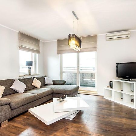 Super-Apartamenty Targi Poznanskie Ngoại thất bức ảnh