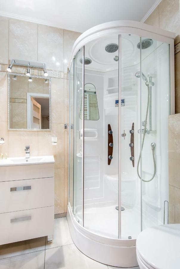 Super-Apartamenty Targi Poznanskie Ngoại thất bức ảnh