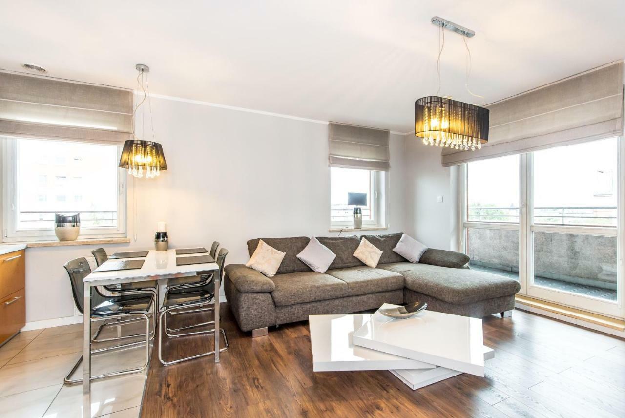 Super-Apartamenty Targi Poznanskie Ngoại thất bức ảnh