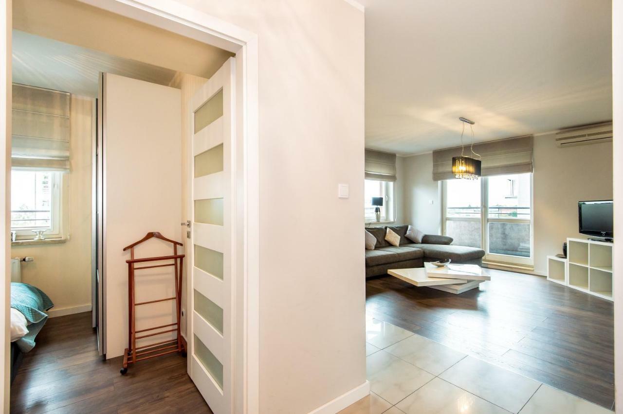 Super-Apartamenty Targi Poznanskie Ngoại thất bức ảnh