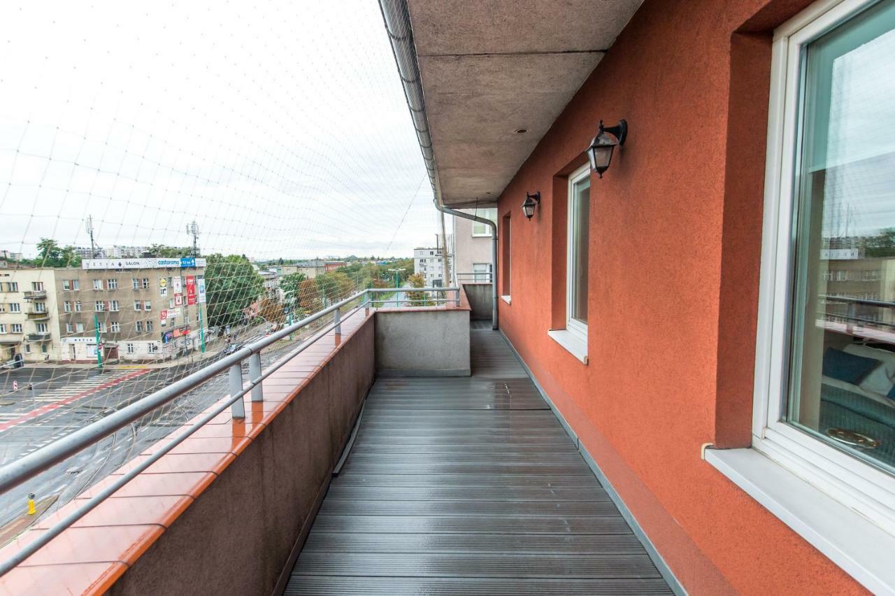 Super-Apartamenty Targi Poznanskie Ngoại thất bức ảnh